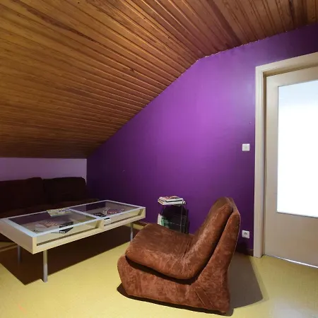בית נופש Welcoming With Large Garden *
