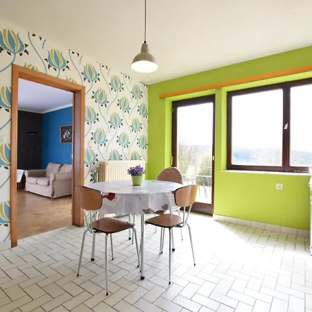 Welcoming With Large Garden בית נופש