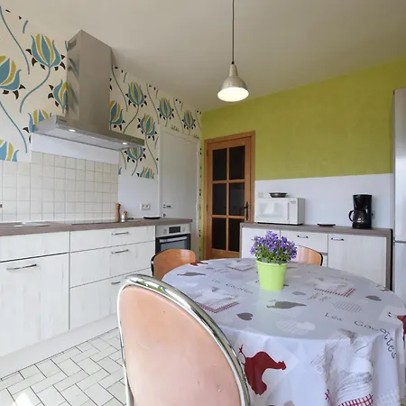 Peaceful Ardennes Retreat 펜션 *